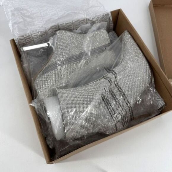 NIB Steve Madden Elysia Rhinestone Pointed toe Boot Bootie Size 9.5 Glitter Glam - Picture 3 of 16